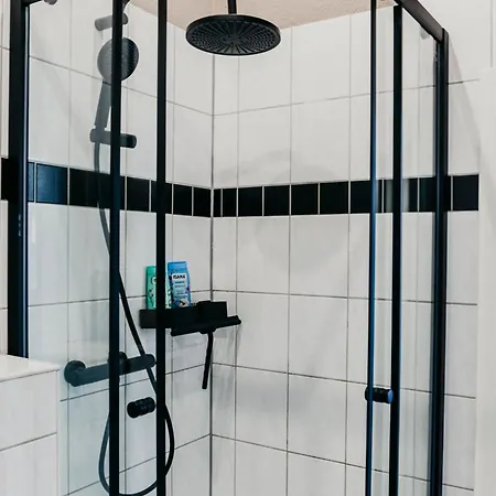 Moderne 1,5-raum Am Rande Der Dresdner-neustadt! *
